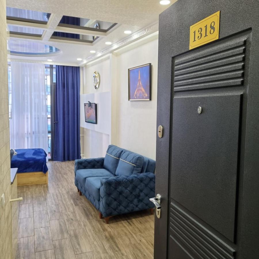 Batumi Apartment Dar Tower Bagian luar foto