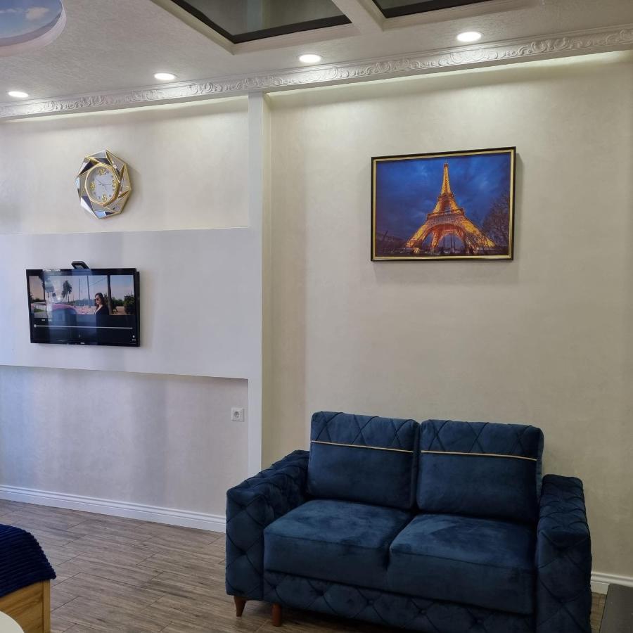 Batumi Apartment Dar Tower Bagian luar foto